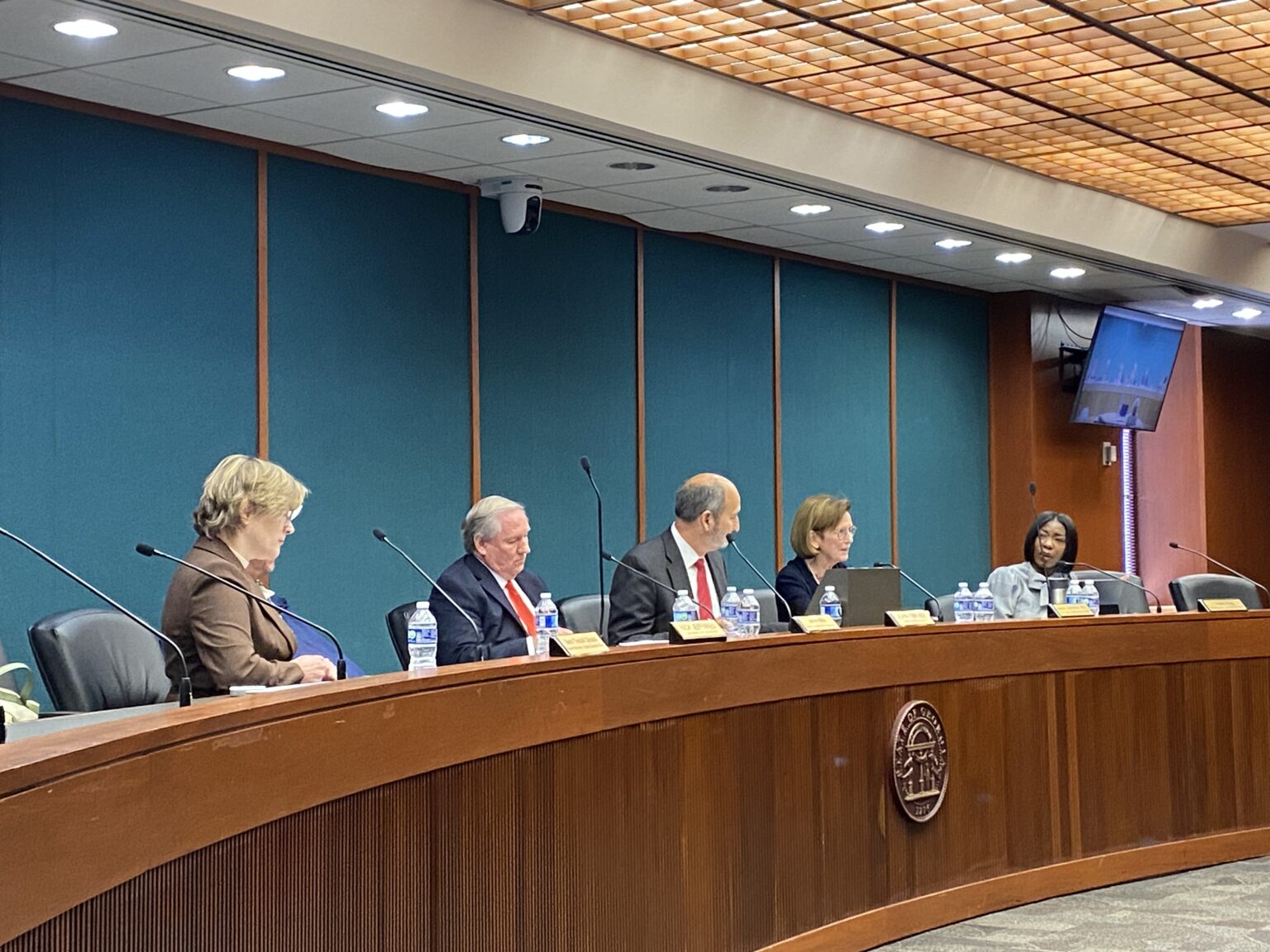 State election panel recommends ending no-excuse absentee voting in ...